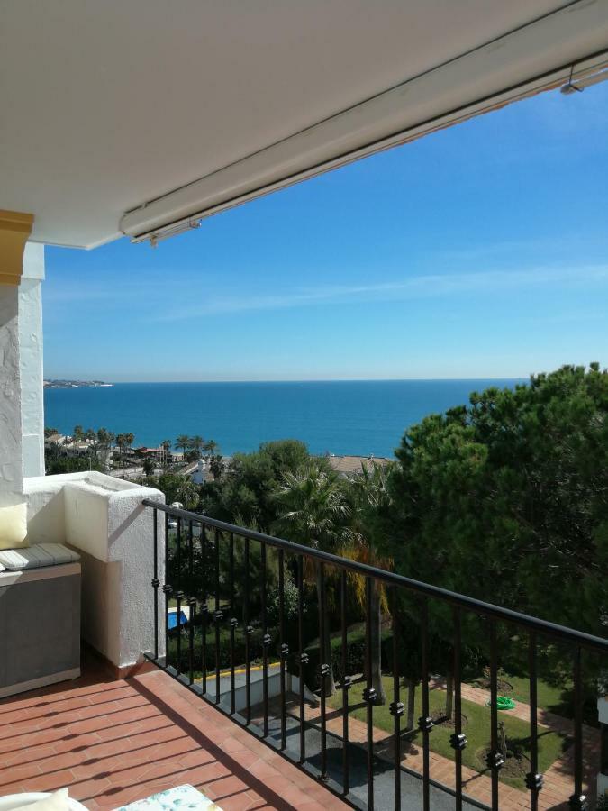 Beach Apartment Las Acacias Torrenueva La Cala De Mijas Exterior photo